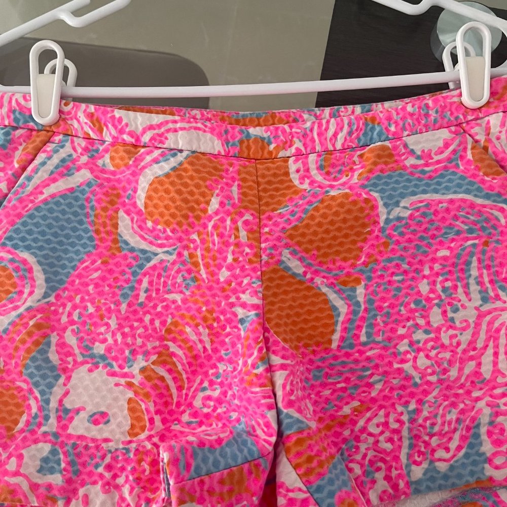 LILY PULITZER SHORTS - SIZE 0